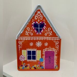 LUSH LARGE GINGERBREAD HOUSE CHRISTMAS TIN